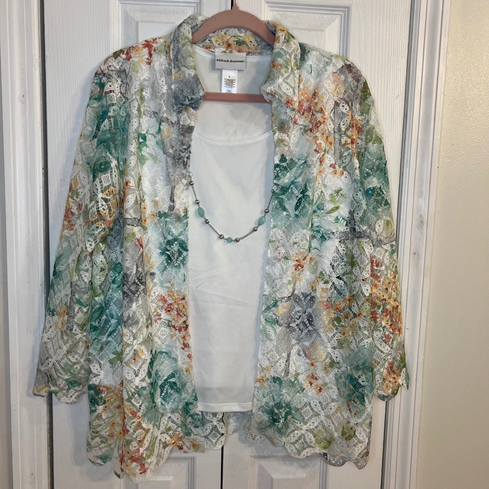 Alfred Dunner Floral Lady Like Lace Two-for Top Spring Summer Size Small